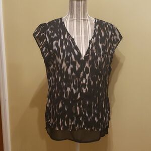𝅺PRINT, dress shirt, light weight.